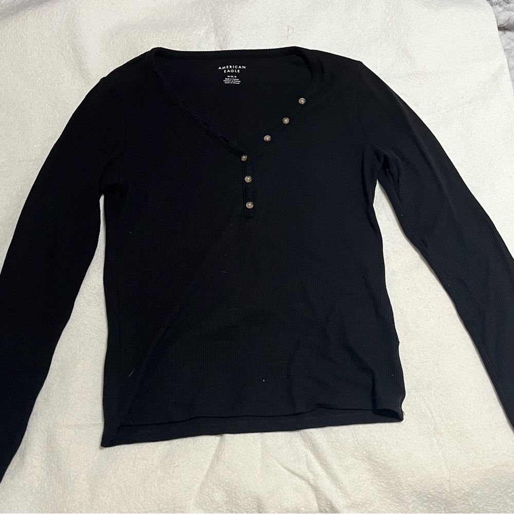 American Eagle Outfitters Black Buttoned Long Sleeve Tee